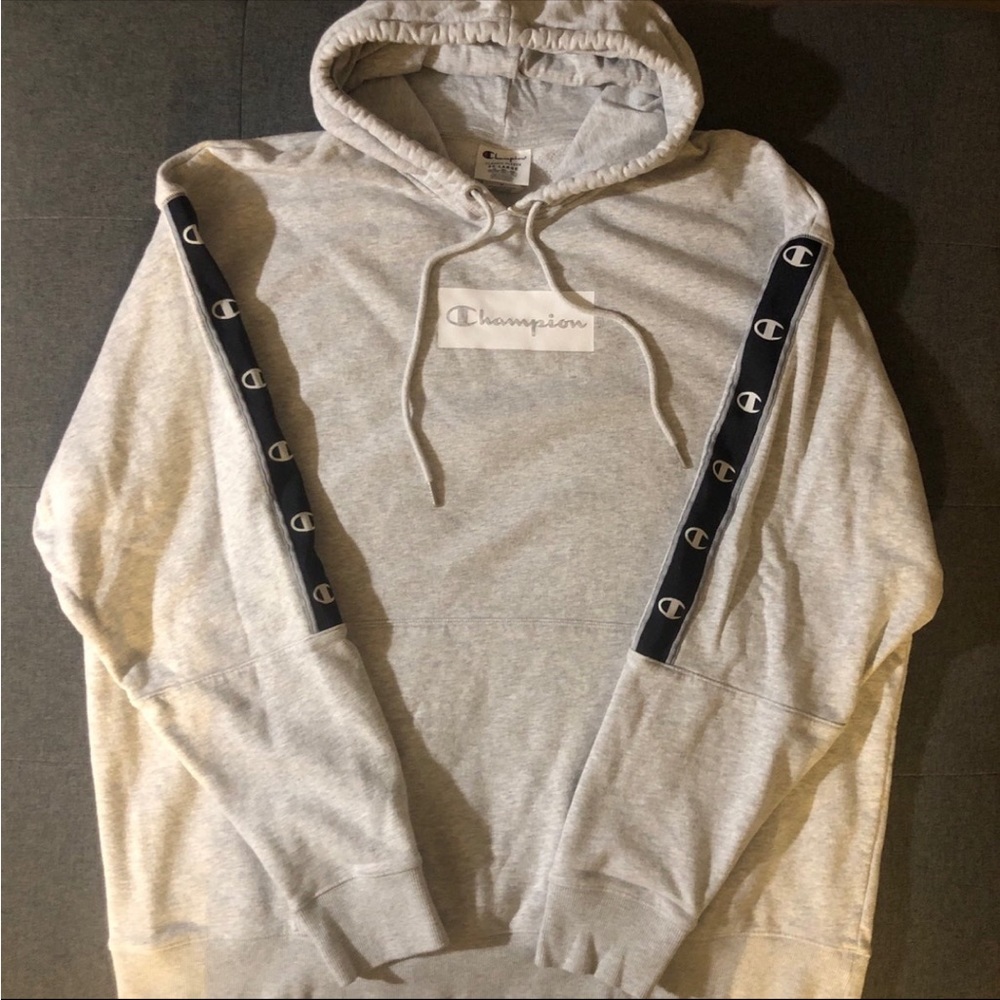 Champion Pullover Hoodie